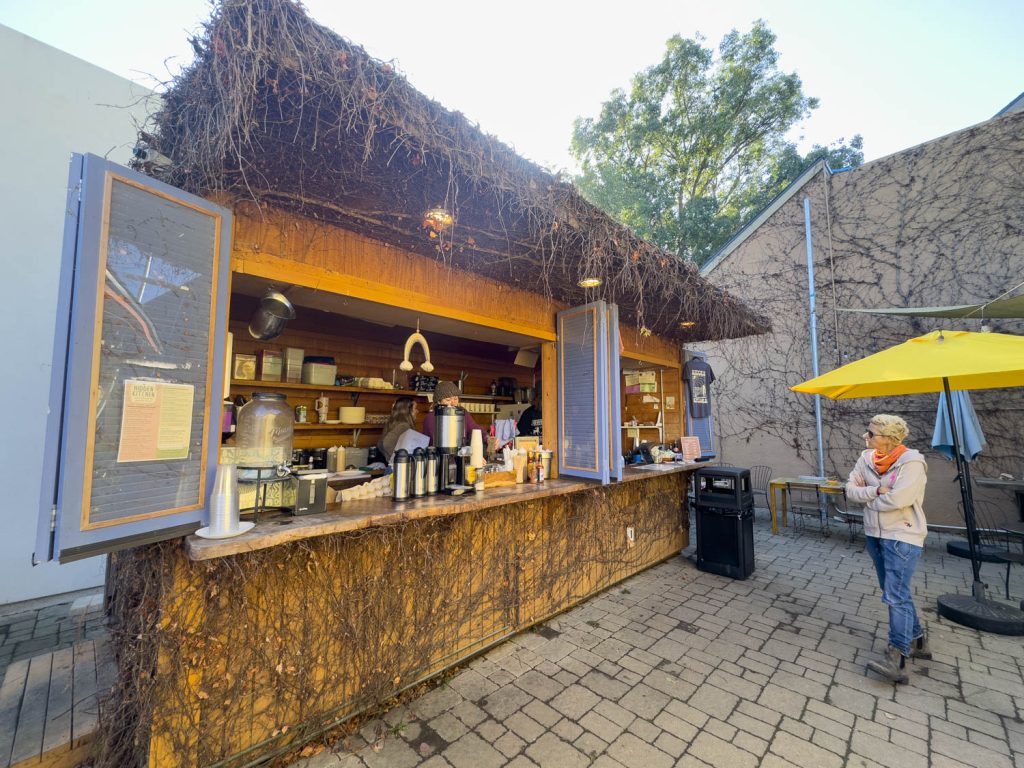 12 Best Cambria Restaurants: Local Favorites and Hidden Gems