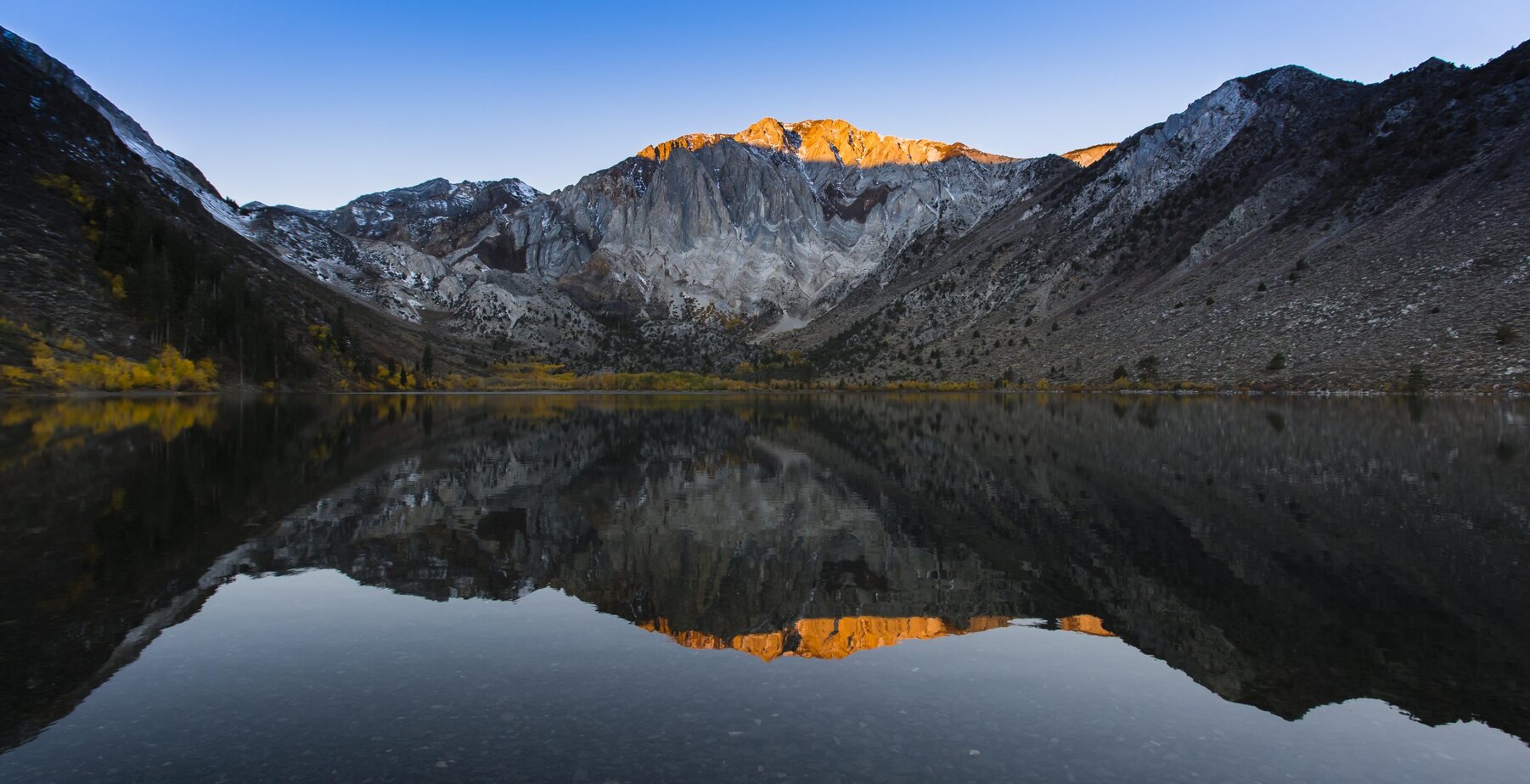 Catching sunrise at Convict Lake — a must-stop on any 3-day June Lake Loop itinerary.